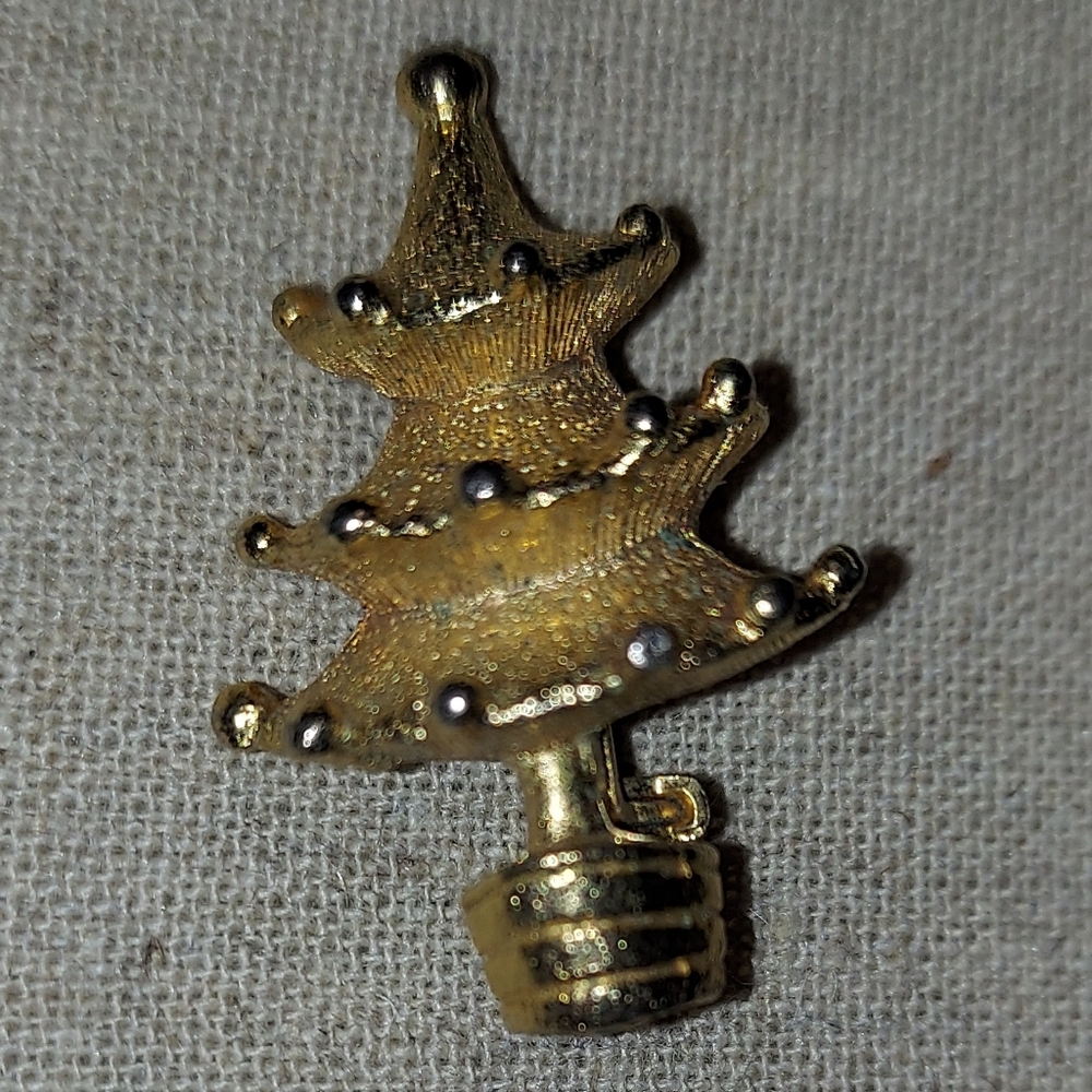 Christmas Tree Pin Brooch